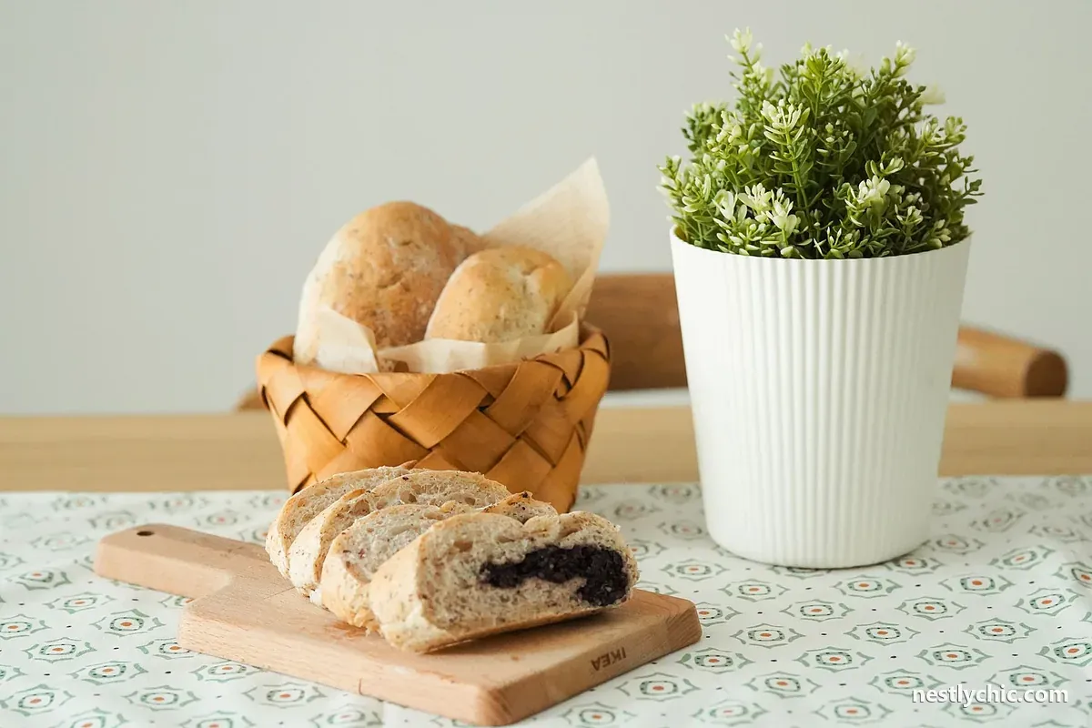 Fresh bread in a wicker basket