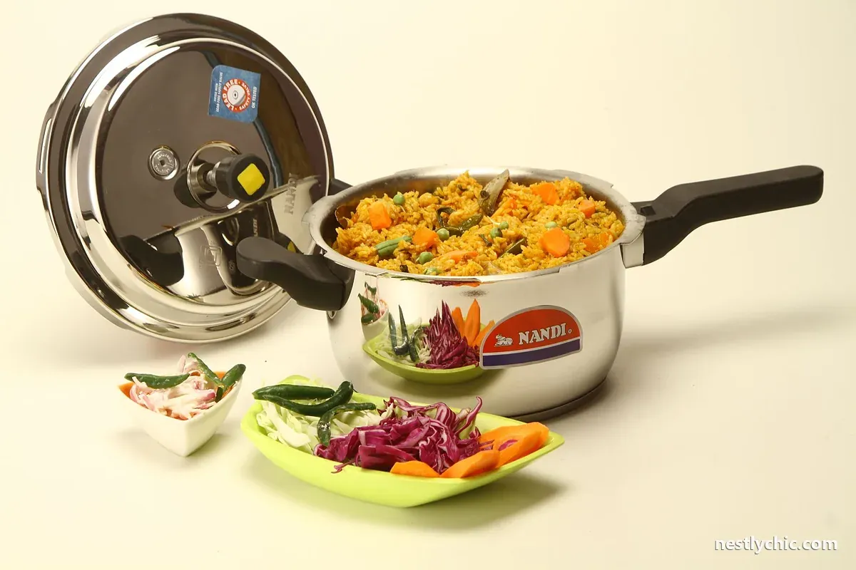 Pressure cooker with vegetable rice