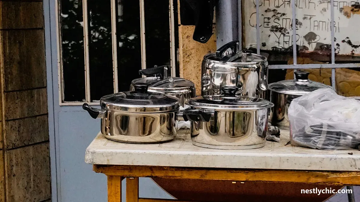 Tri-Ply vs Disc-Bottom Cookware: The Real Difference