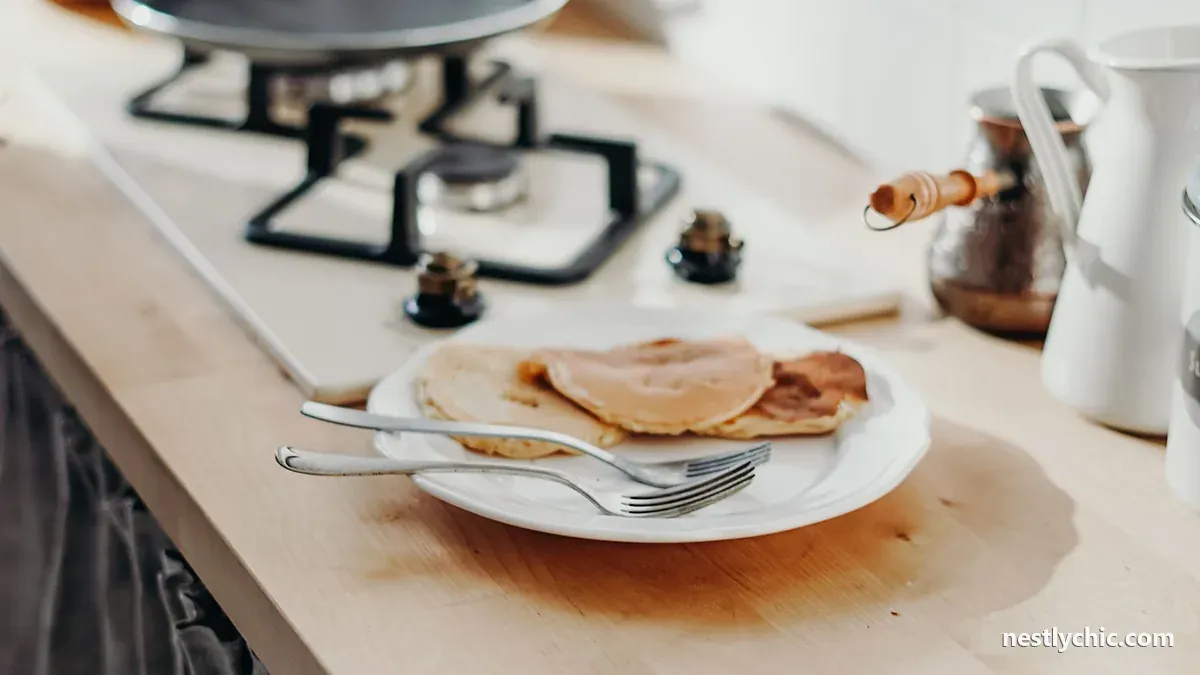 The Two Pans That Cover Most Home Cooking