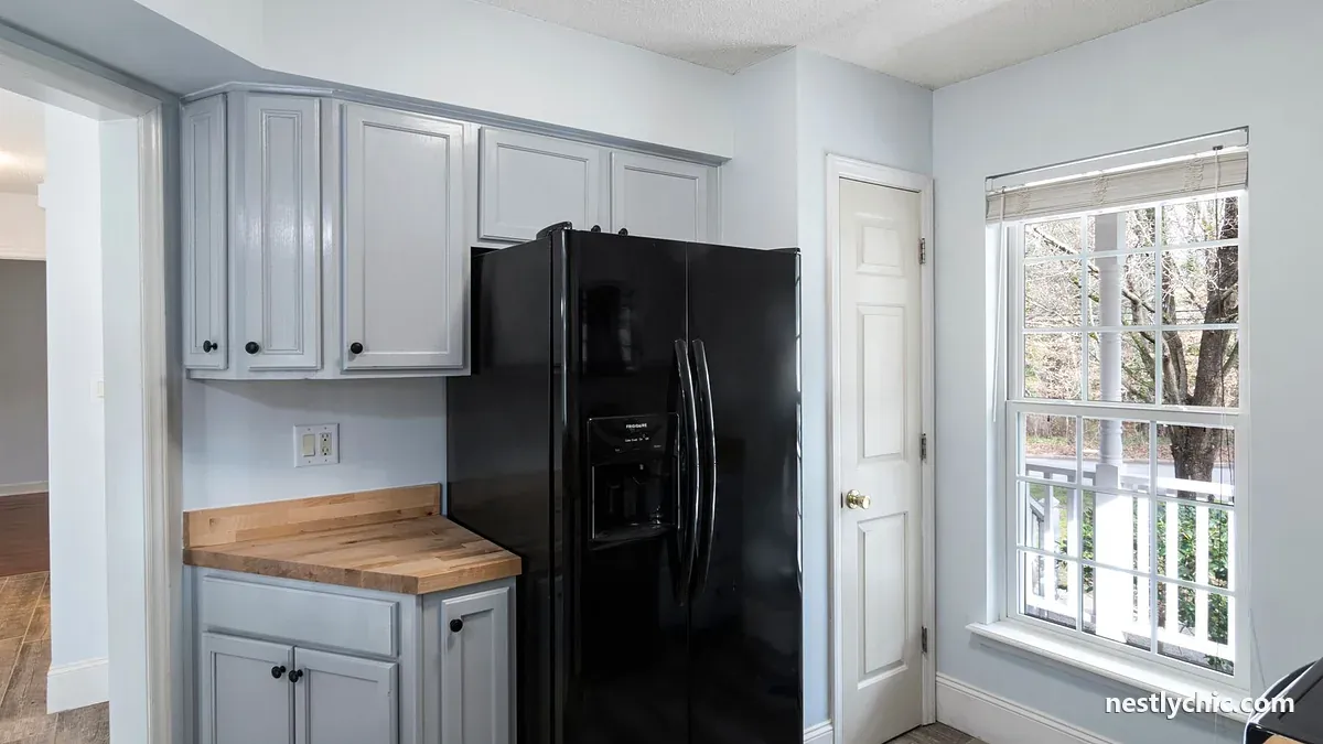 Counter Depth vs Standard Refrigerator: What You Give Up