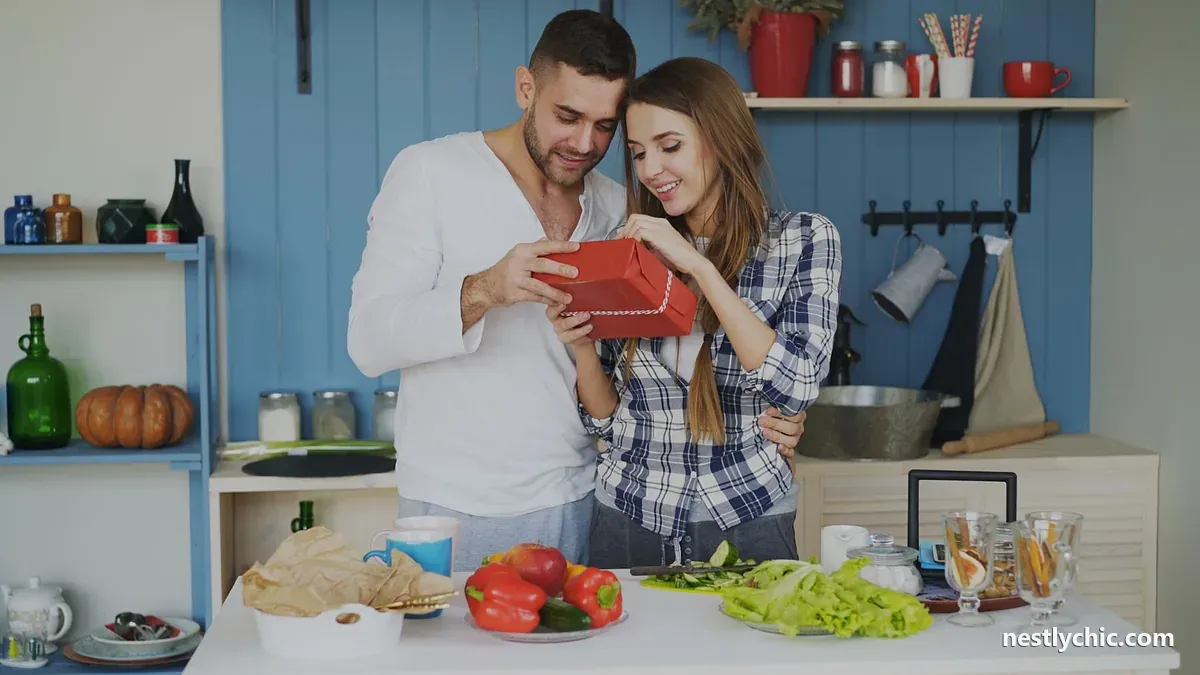 Housewarming Kitchen Gift Ideas: What They Still Need